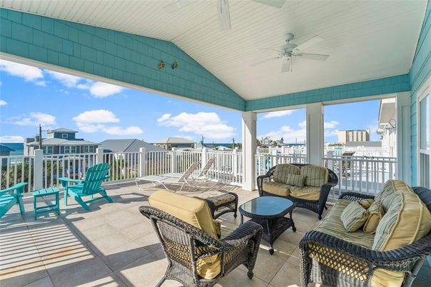 Exterior, Sun Room