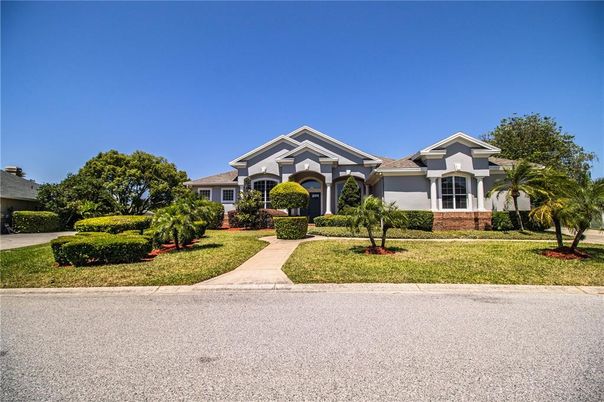 Exterior, Facade, American Craftsman