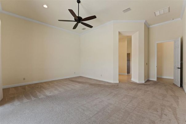 Empty room, Interior, Recessed Lighting