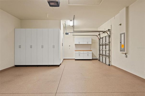 Garage, Interior