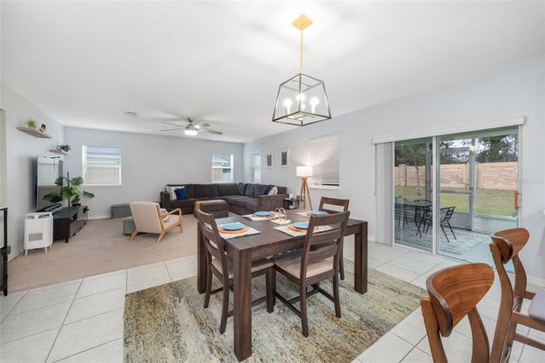 Dining room, Interior, Living room, Pendant Lights