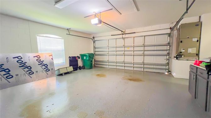 Garage, Interior