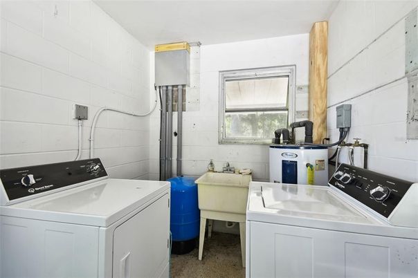 Interior, Washer