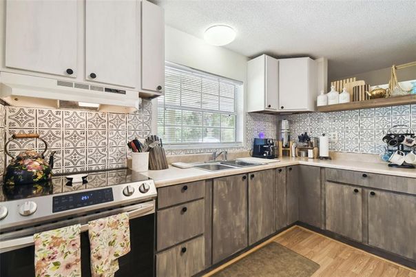 Interior, Kitchen, Wood Texture Flooring