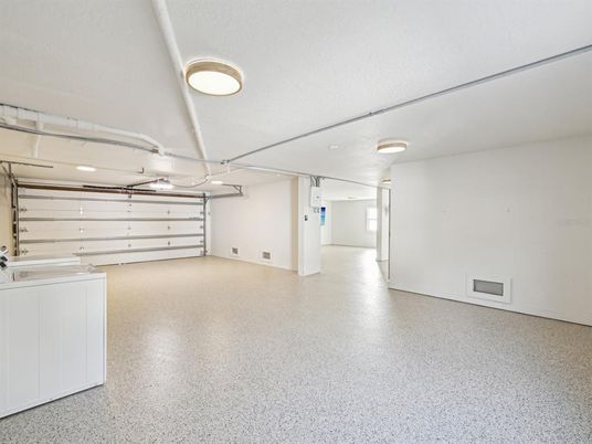 Garage, Interior