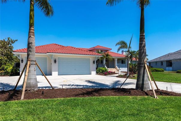 Attached, Backyard, Exterior, Facade, Mediterranean