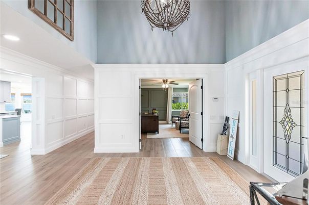 Chandelier, Interior, Recessed Lighting, Wood Texture Flooring