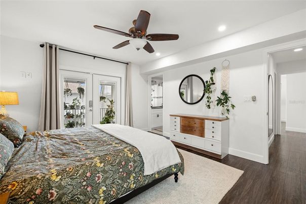 Bedroom, Interior, Recessed Lighting, Wood Texture Flooring