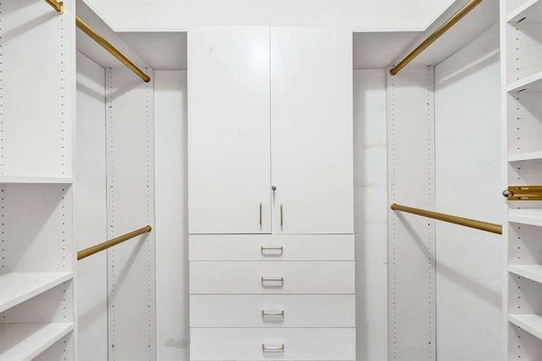 Interior, Walk-in Closets