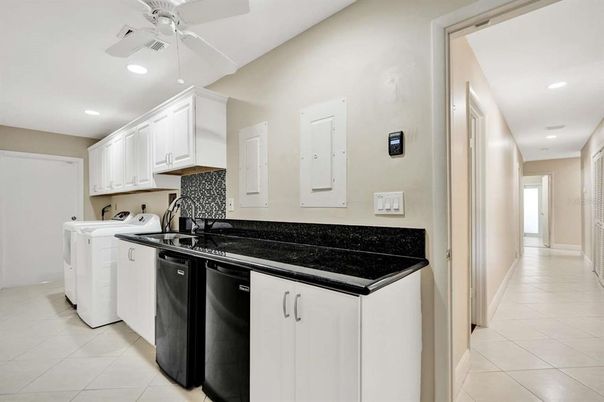 Interior, Recessed Lighting, Washer