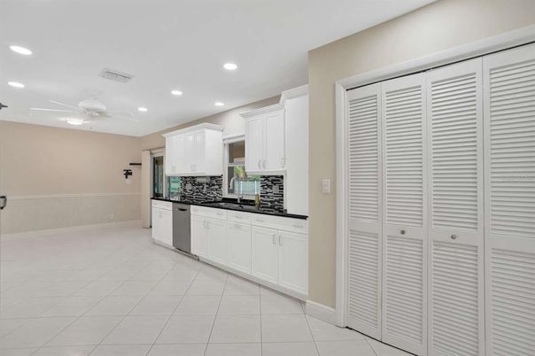 Interior, Kitchen, Recessed Lighting