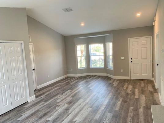 Empty room, Interior, Recessed Lighting, Wood Texture Flooring