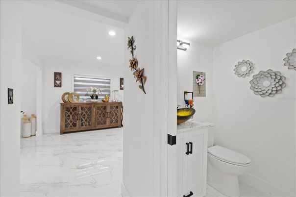 Bathroom, Interior, Marble, Recessed Lighting