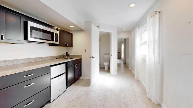Interior, Recessed Lighting, Wood Texture Flooring