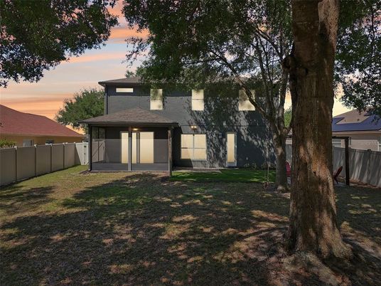Backyard, Exterior, Facade, Modern