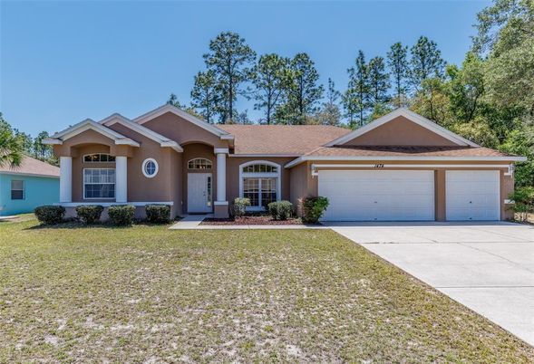 Attached, Backyard, Exterior, Facade, Ranch