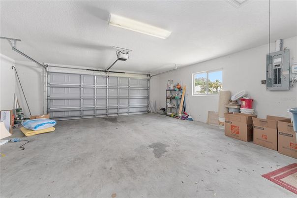 Garage, Interior