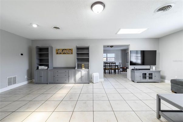 Dining room, Interior, Recessed Lighting