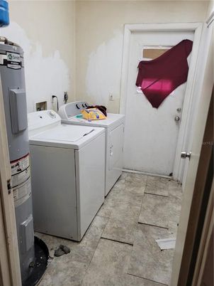 Interior, Washer