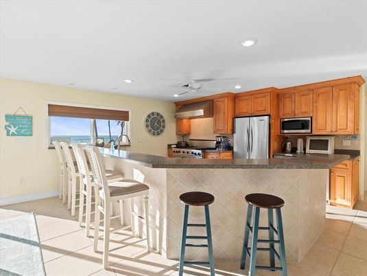 Interior, Kitchen, Recessed Lighting, Stainless Steel Appliances, Water