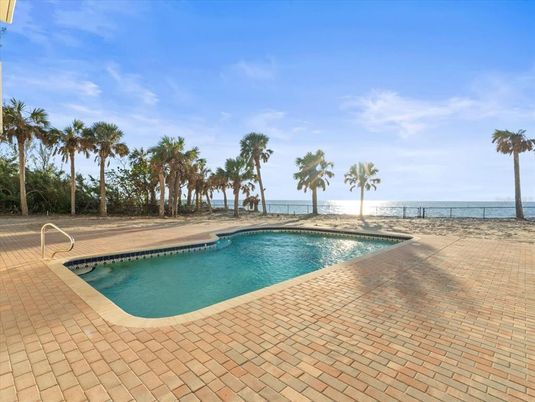 Exterior, Pool, Water