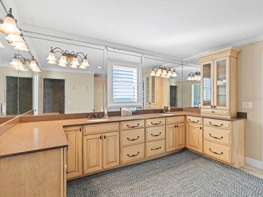 Bathroom, Dual Sink Vanities, Interior