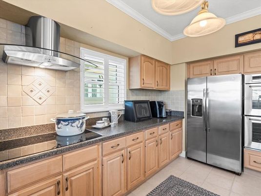 Interior, Kitchen, Stainless Steel Appliances