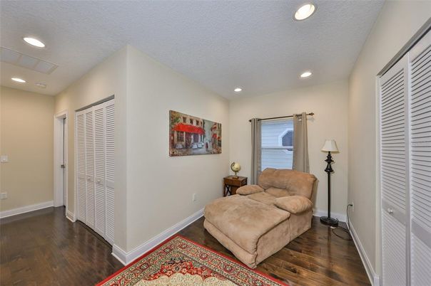 Interior, Recessed Lighting, Wood Texture Flooring
