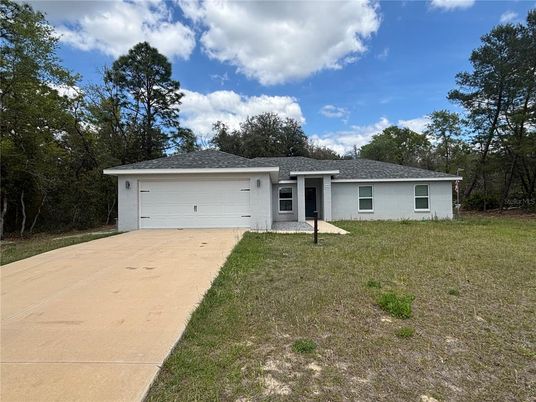 Attached, Exterior, Facade, Ranch
