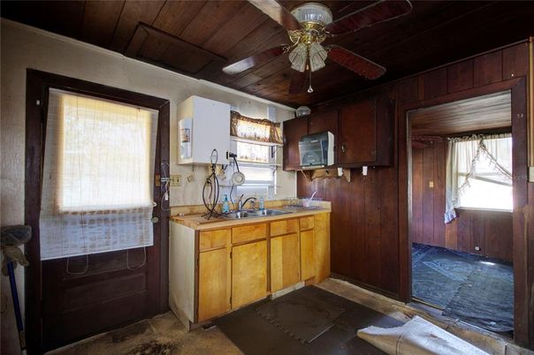 Interior, Kitchen, Wooden Ceilings, Wooden Walls