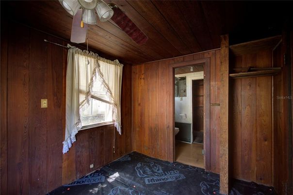 Empty room, Interior, Wooden Ceilings, Wooden Walls