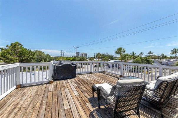 Exterior, Wood Texture Flooring
