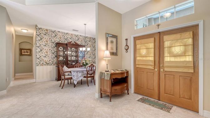 Dining room, Interior, Pendant Lights