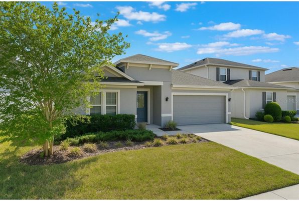 Attached, Exterior, Facade, American Craftsman