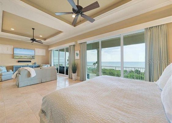 Bedroom, Interior, Recessed Lighting, Water