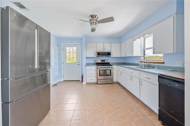Interior, Kitchen, Stainless Steel Appliances