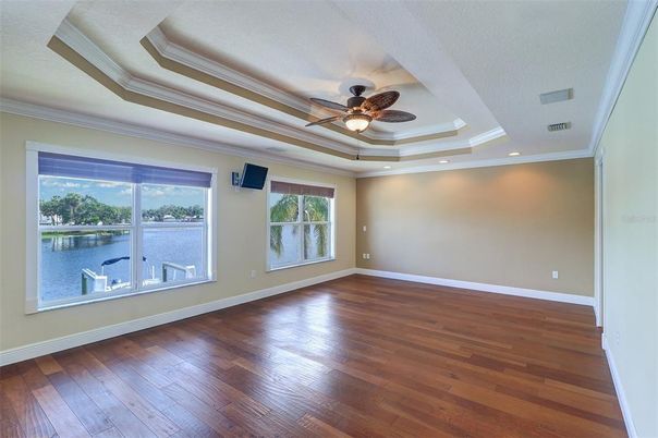 Empty room, Interior, Recessed Lighting, Water, Wood Texture Flooring