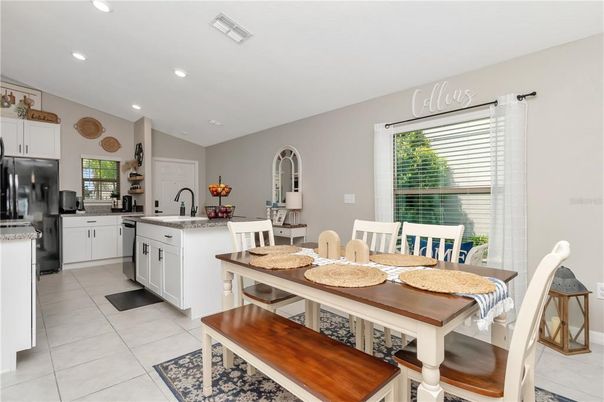 Dining room, Interior, Kitchen, Recessed Lighting