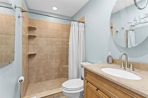 Bathroom, Interior, Recessed Lighting