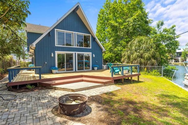 Backyard, Exterior, Water