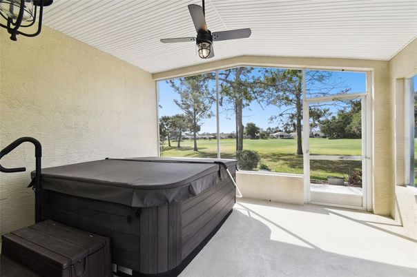 Hot Tub, Interior, Sun Room