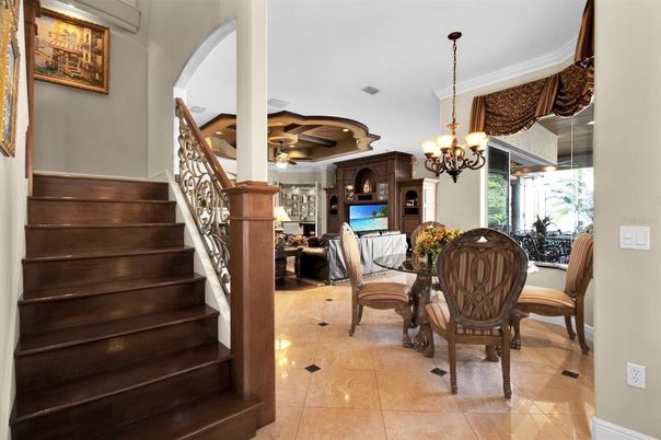 Chandelier, Dining room, Interior, Living room