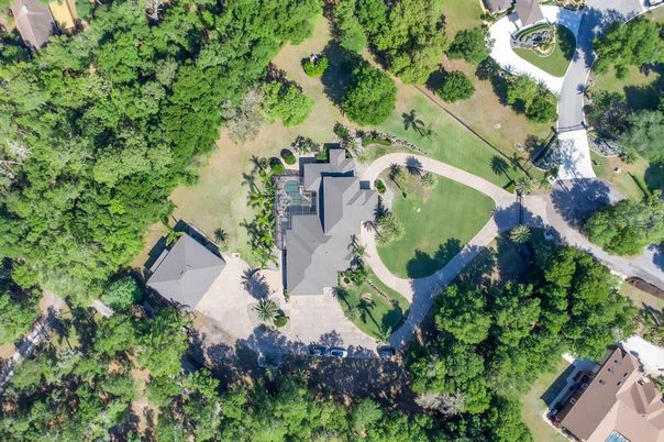 Exterior, Drone