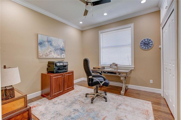 Home Office, Interior, Recessed Lighting, Wood Texture Flooring
