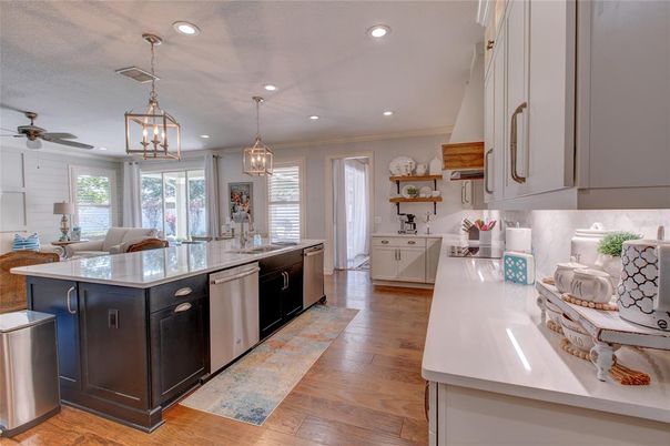 Dining room, Interior, Kitchen, Pendant Lights, Recessed Lighting, Stainless Steel Appliances, Wood Texture Flooring