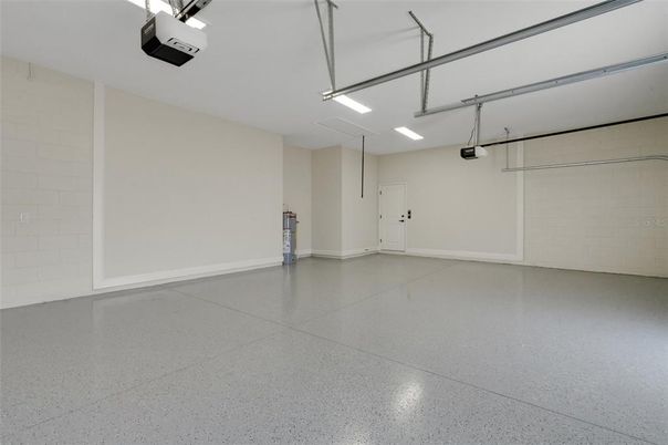Garage, Interior