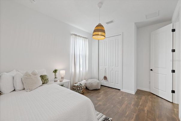 Bedroom, Interior, Pendant Lights, Wood Texture Flooring