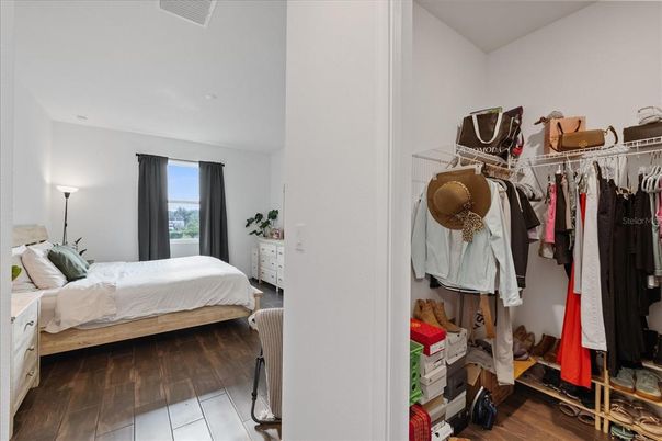 Bedroom, Interior, Walk-in Closets, Wood Texture Flooring