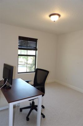 Home Office, Interior