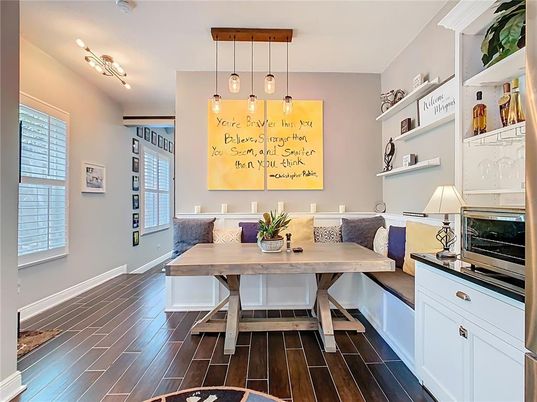 Interior, Pendant Lights, Wood Texture Flooring